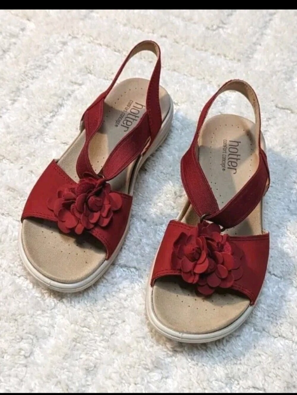 Hannah Red Floral Slingback Comfort Sandal, Sz 7 - Picture 2 of 9